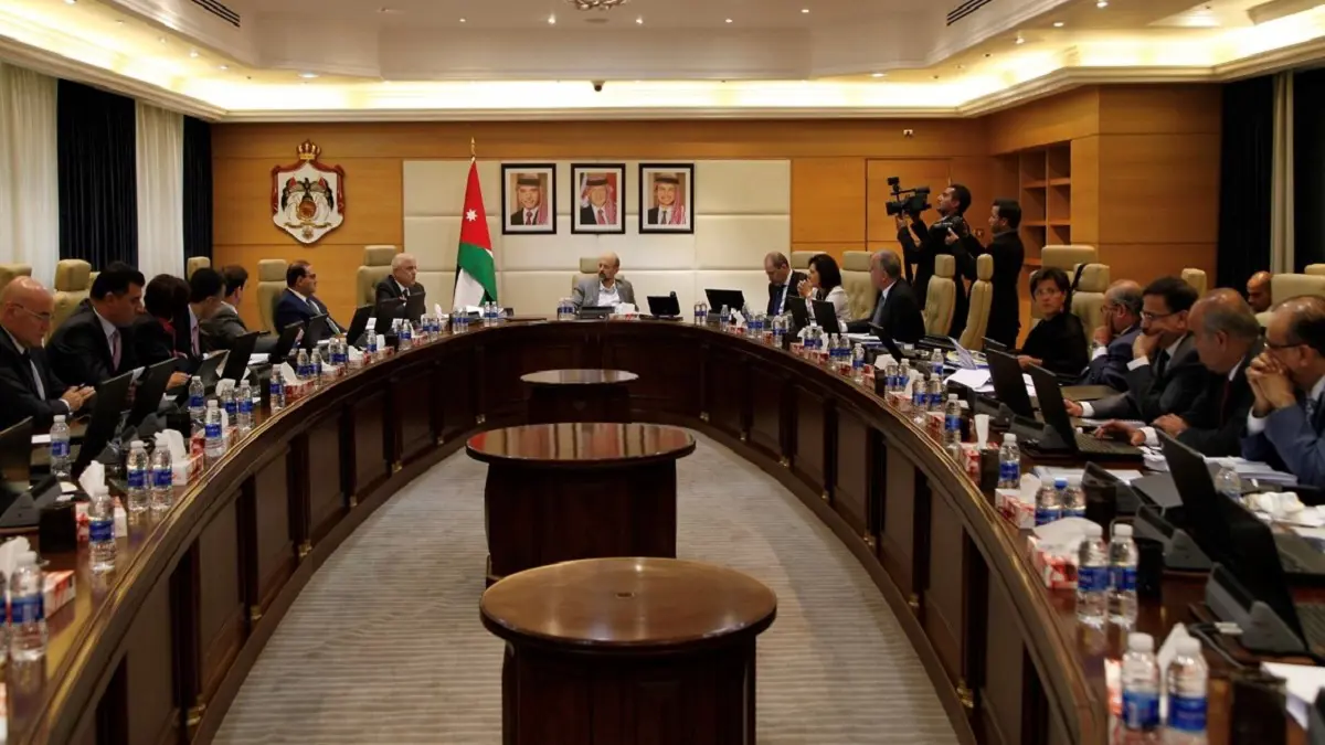 دراسة: أكثر من نصف الأردنيين لا يثقون بإحصائيات الحكومة بشأن كورونا