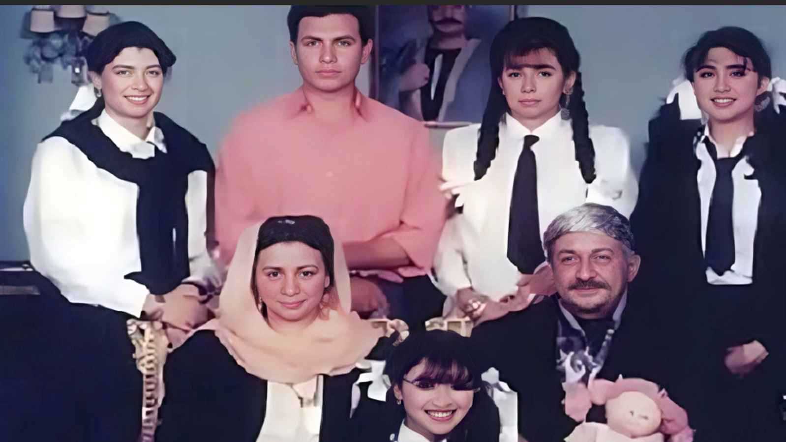 رغم وفاة نور الشريف.. هل يرى "لن أعيش في جلباب أبي 2" النور؟