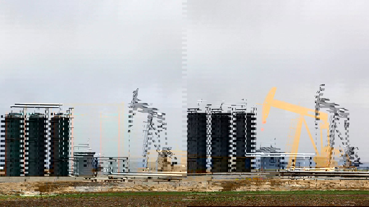 أسعار النفط تهوي وسط مخاوف من ركود عالمي