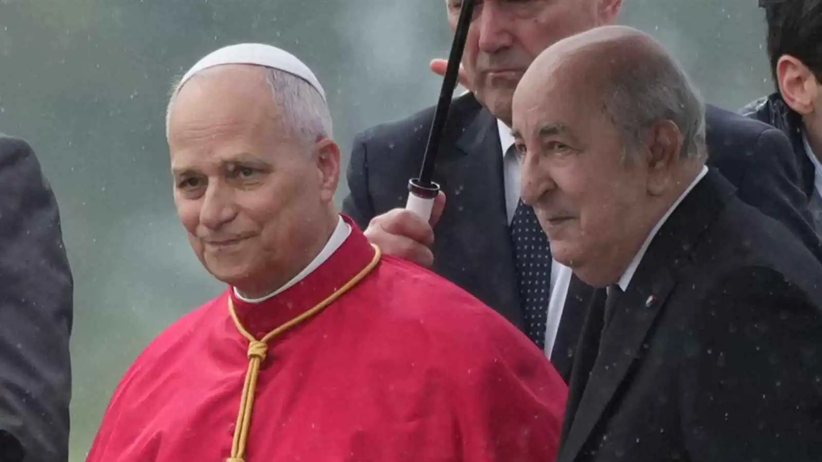 خلال زيارة تاريخية للجزائر.. البابا يدعو إلى "العفو"