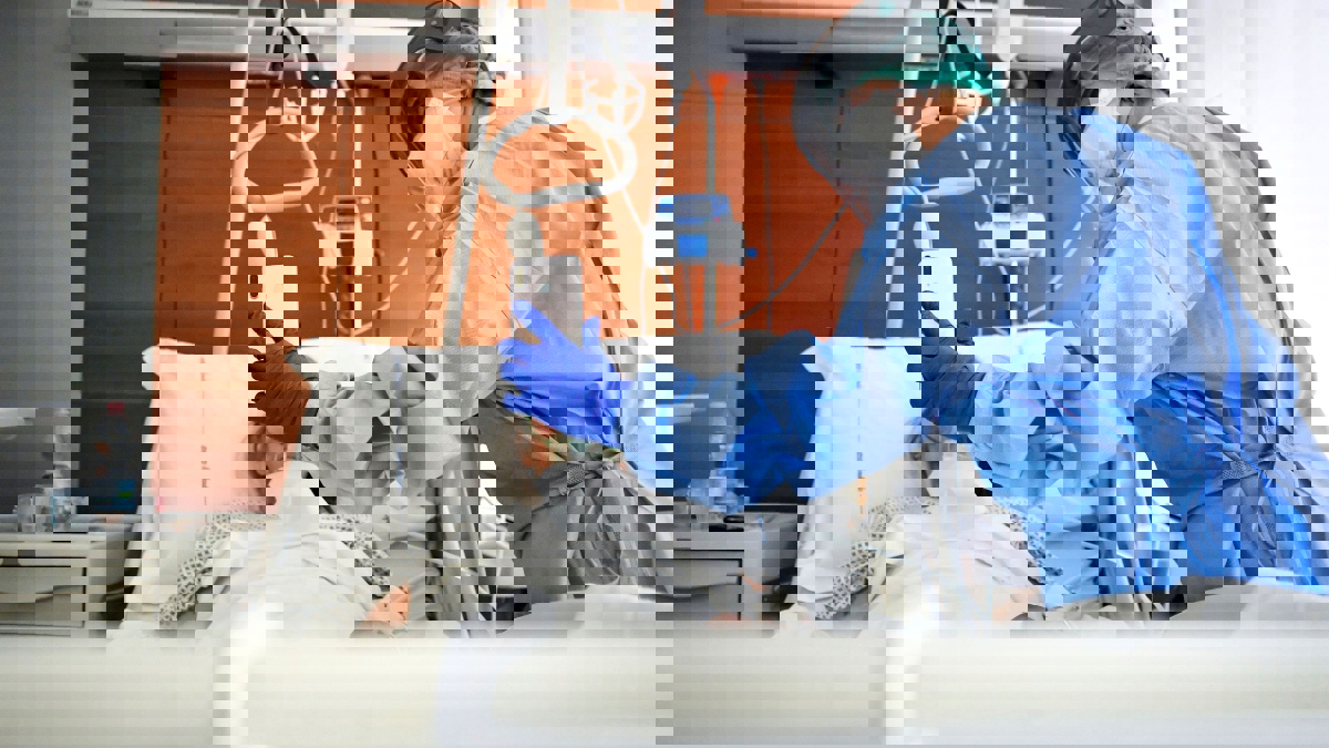 تعافي أكبر معمرة أصيبت بكورونا في العالم (صورة)