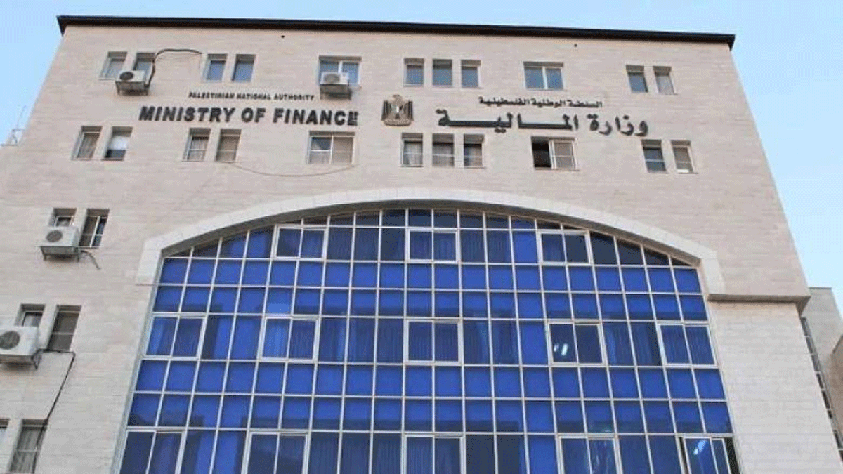 السلطة الفلسطينية تصرف 60 % من رواتب الموظفين‎