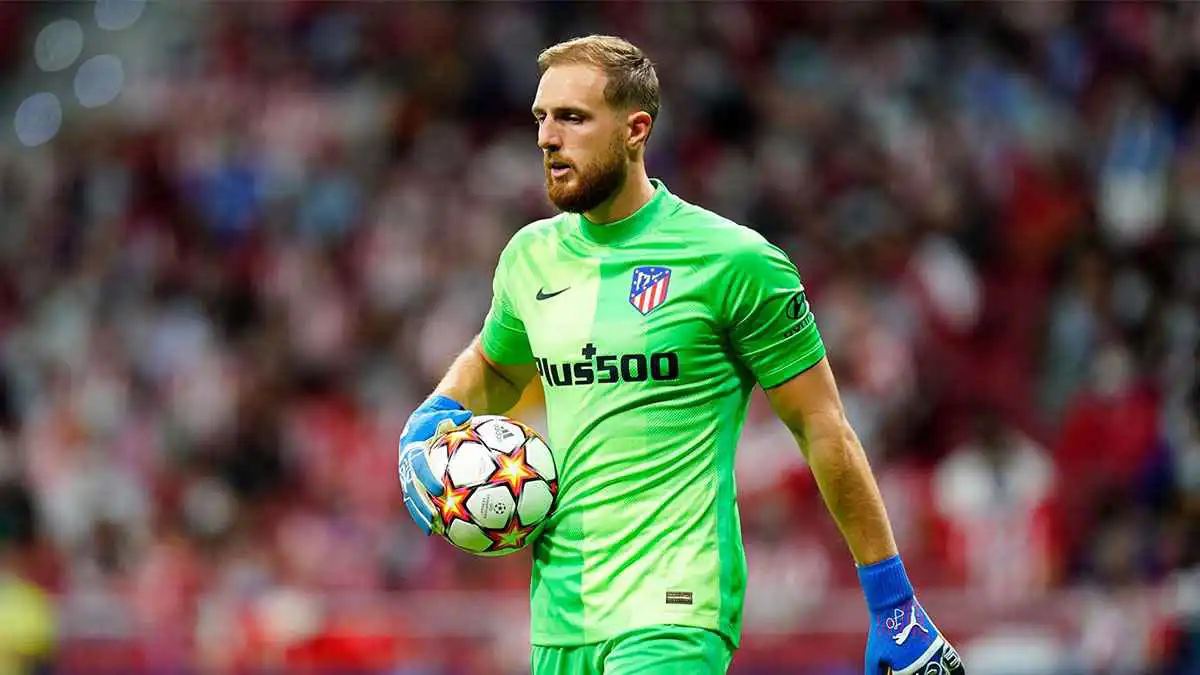 بعد تلقيه عرضاً سعودياً ضخماً.. حارس مرمى أتلتيكو مدريد يطلب الرحيل