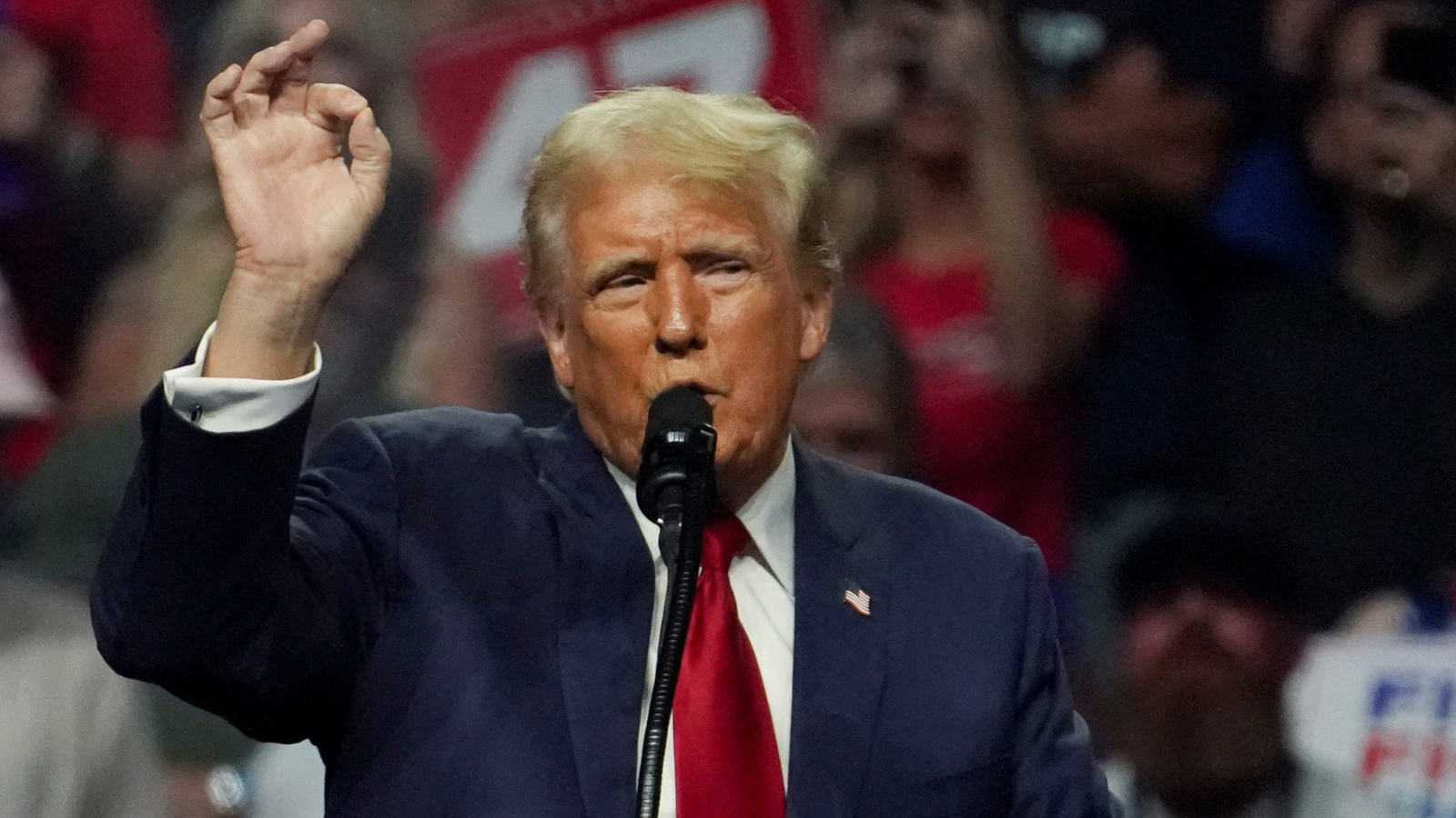 "تلغراف": حلفاء ترامب يطالبون بالمزيد من الإجراءات لحمايته