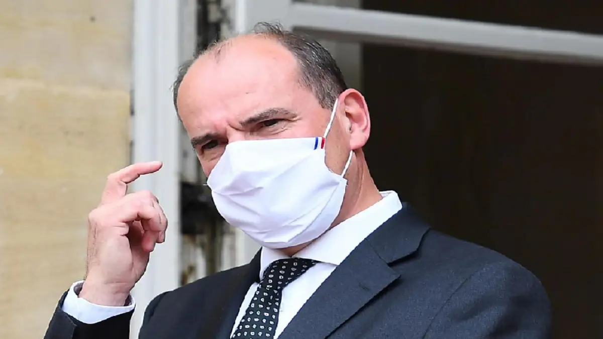 رئيس وزراء فرنسا يعزل نفسه رغم سلبية فحوص كورونا لديه