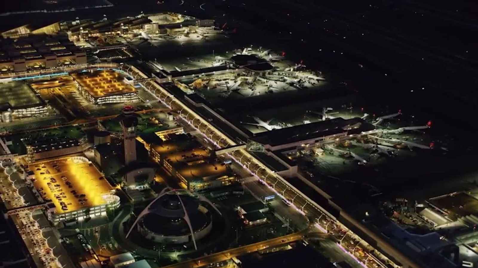 أكبر ملوث للمناخ في أمريكا يبدأ رحلة التغيير بدعم الذكاء الاصطناعي