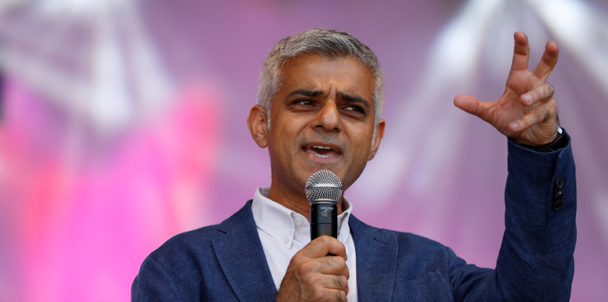 صادق خان يدعو لاستفتاء ثانٍ بشأن الخروج من الاتحاد الأوروبي