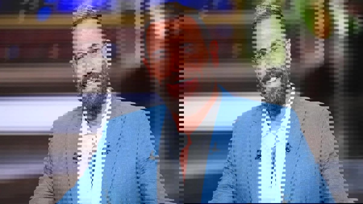 نيقولا معوض يتحدث لـ"إرم نيوز" عن "الحشاشين" وسر تصفيق كريم عبد العزيز له