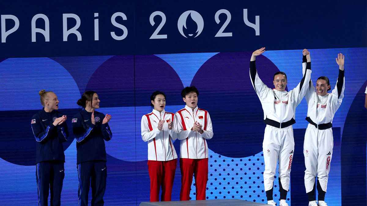 أولمبياد باريس.. الصينيتان تشين وتشانغ تفوزان بأول ذهبية في الغطس