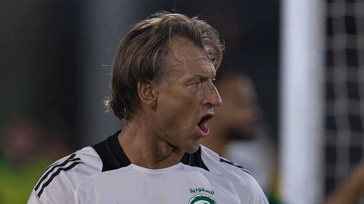 المفاجآت تهدد رينارد.. 4 أشياء ترعب المنتخب السعودي قبل مواجهة عمان