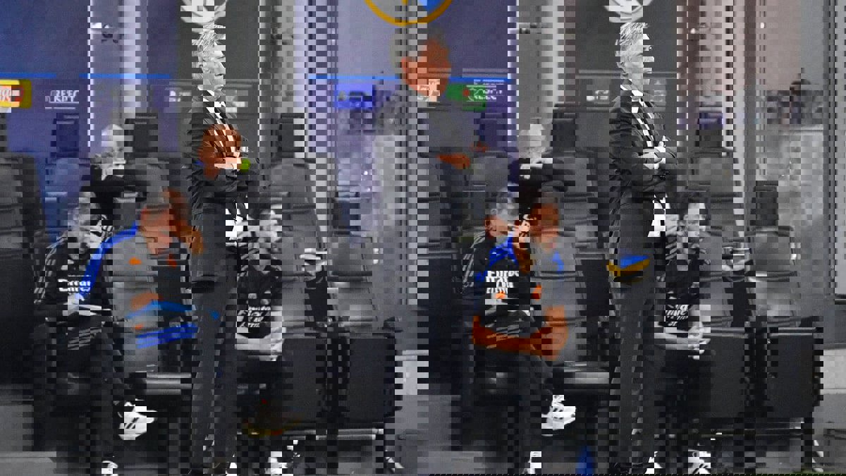 أنشيلوتي يؤكد غياب كريم بنزيما عن مباراة ريال مدريد ضد غرناطة