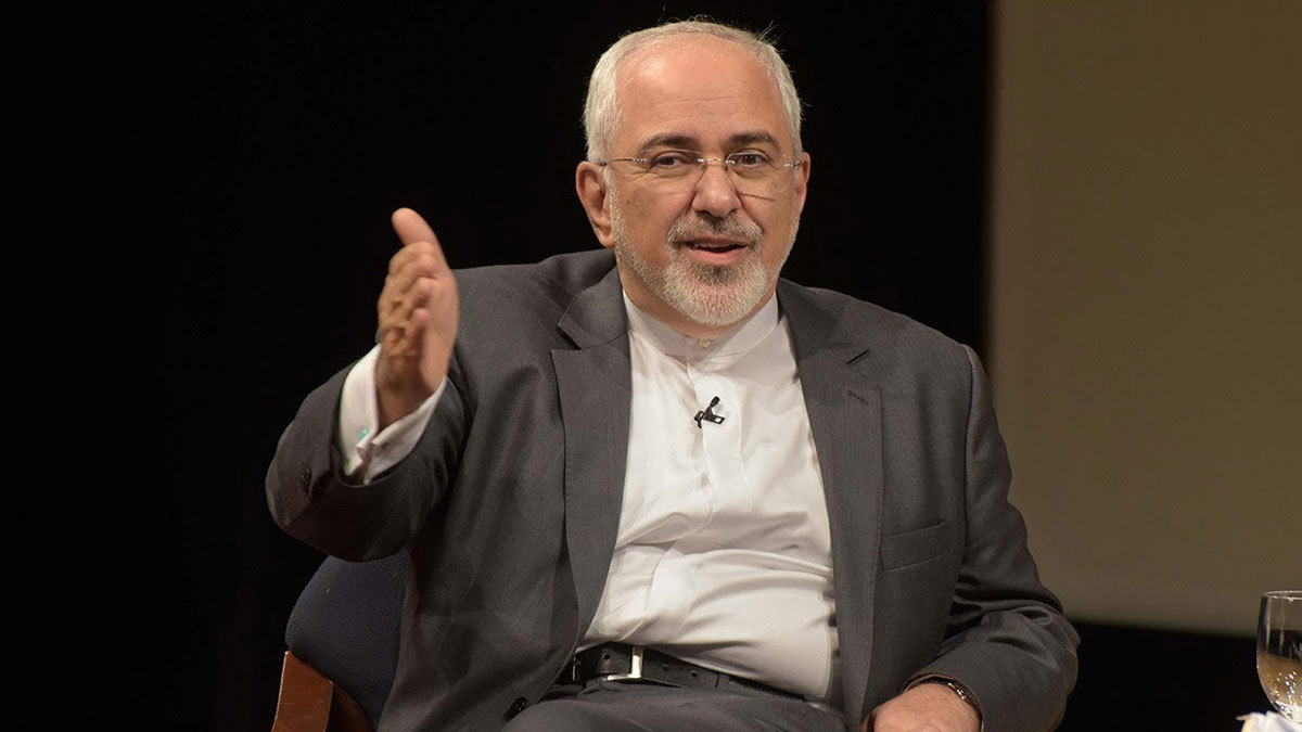 موقع إيراني: ظريف أبلغ روحاني باستقالته أثناء زيارة الأسد إلى طهران