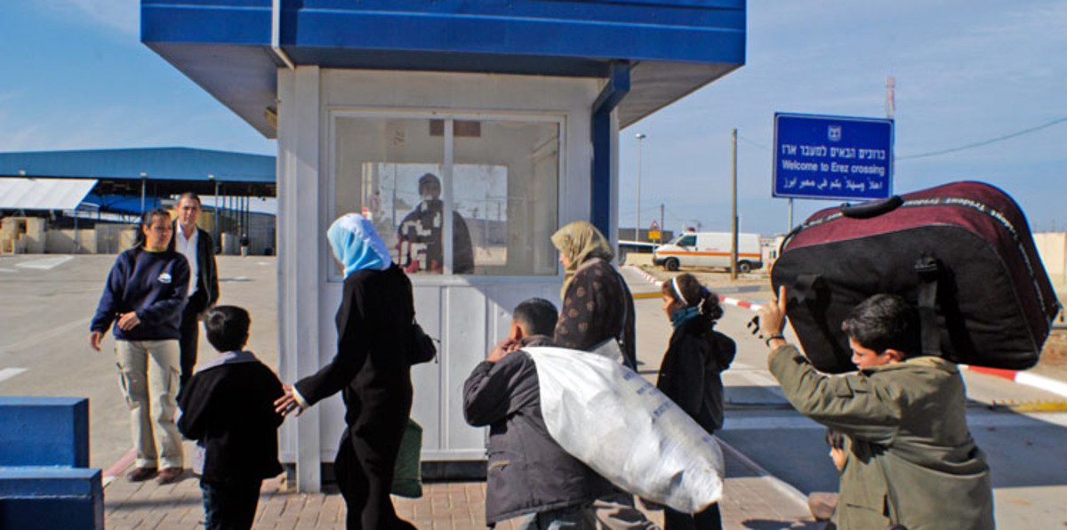 بعد مقتل مازن فقهاء.. "حماس" تغلق معبر بيت حانون "إيرز" وتحكم قبضتها على غزة