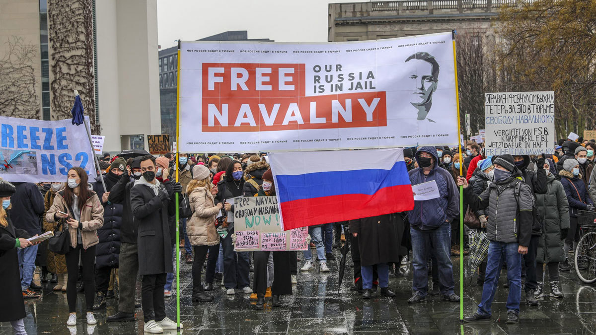 أمريكا تحذر روسيا: ستواجهون "عواقب" حال وفاة نافالني