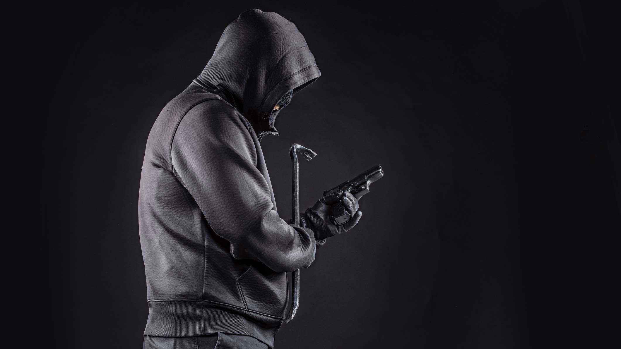 الكويت.. عملية سطو مسلح "فاشلة" تثير سخرية واسعة (فيديو)