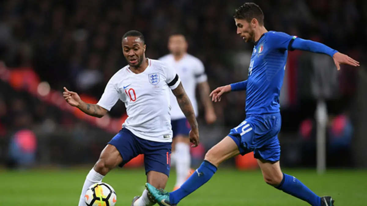 إنجلترا تواجه إيطاليا وديًّا في مارس