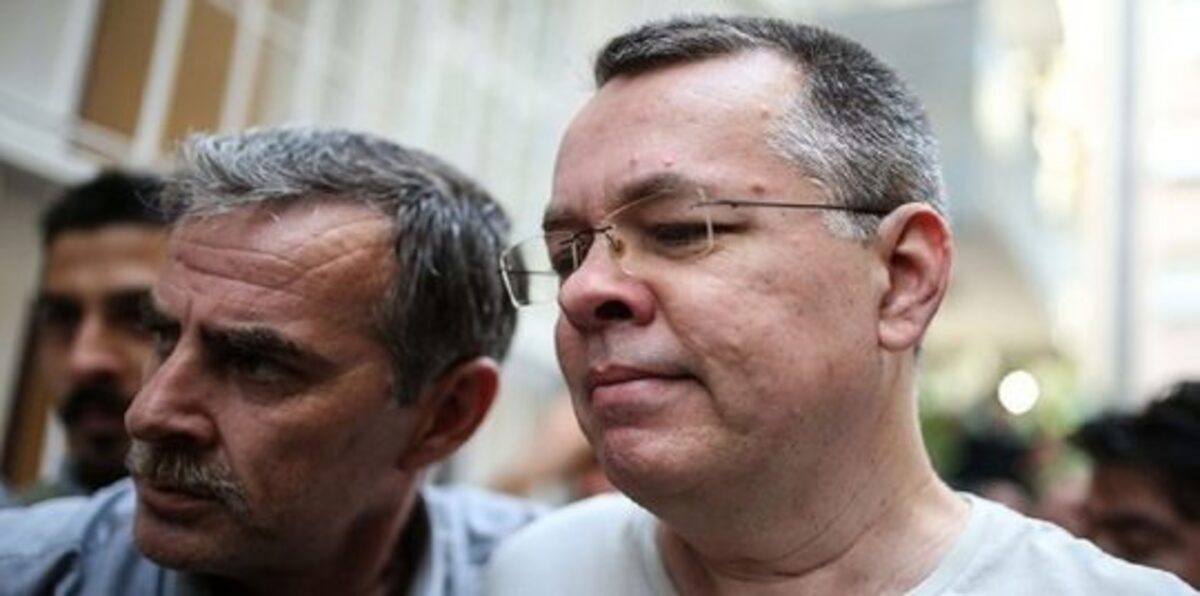 أمريكا تحذّر تركيا من عقوبات جديدة إذا لم تطلق سراح "برانسون"