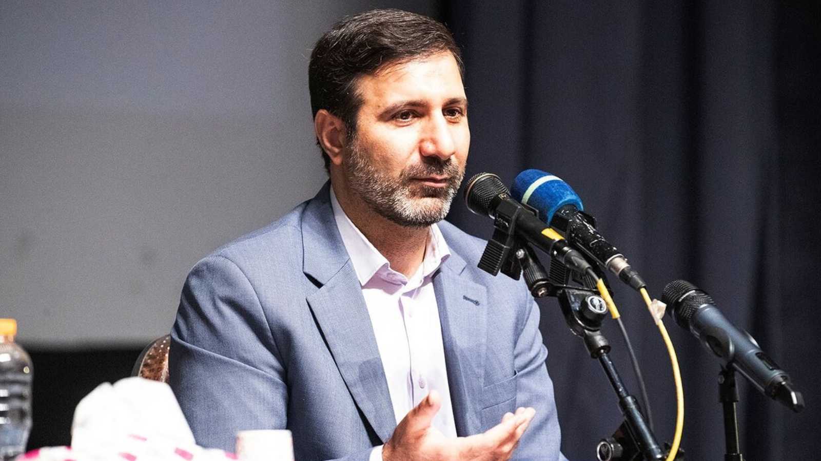 الدعوة للاستفتاء تفجر جدلا سياسيا ودستوريا في إيران