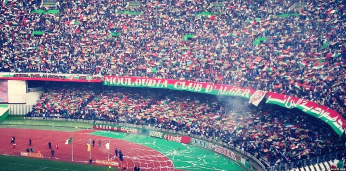 إصابة 18 شرطيًا و22 شخصًا إثر اشتباكات خلال مباراة المولودية واتحاد بلعباس في الدوري الجزائري