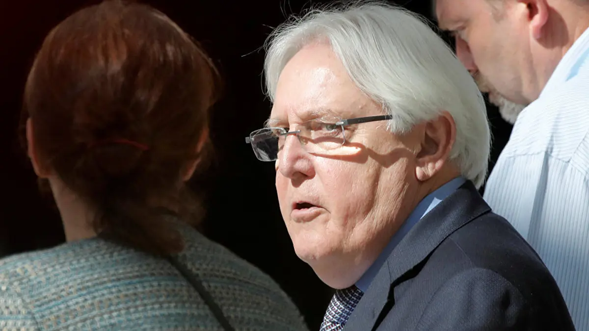 غريفيث يعلن مجددًا عن موافقة الحكومة والحوثيين على تنفيذ اتفاق الحديدة