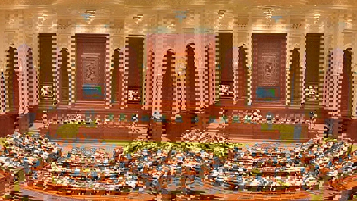 سلطنة عمان: اقتراح نظام نقاط للشركات لتوطين الوظائف