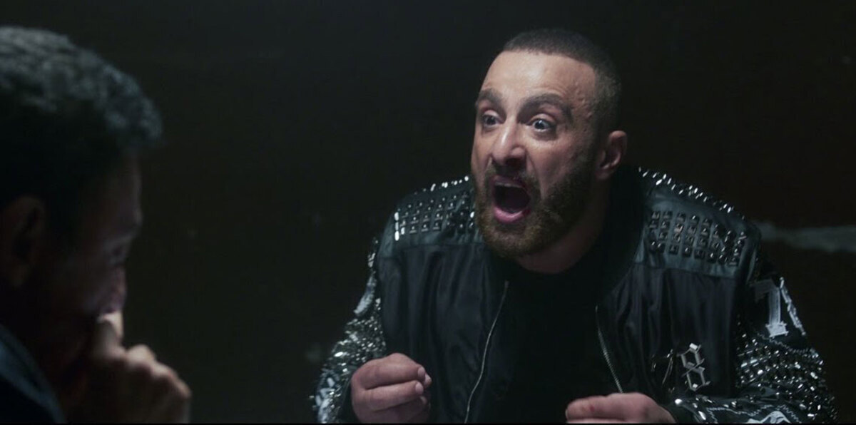 هل لجأ السقا إلى نجوم الساحة لينجو  من "هروب اضطراري" خلال الموسم السينمائي؟