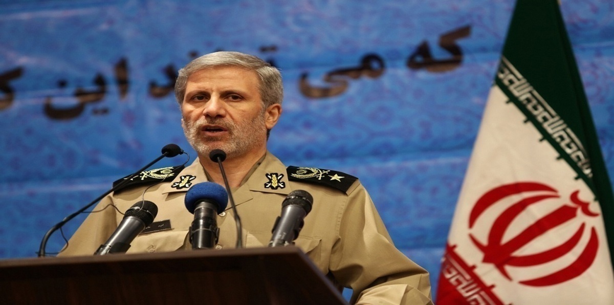 إيران تبدي رغبتها بتعزيز تعاونها العسكري مع روسيا في سوريا