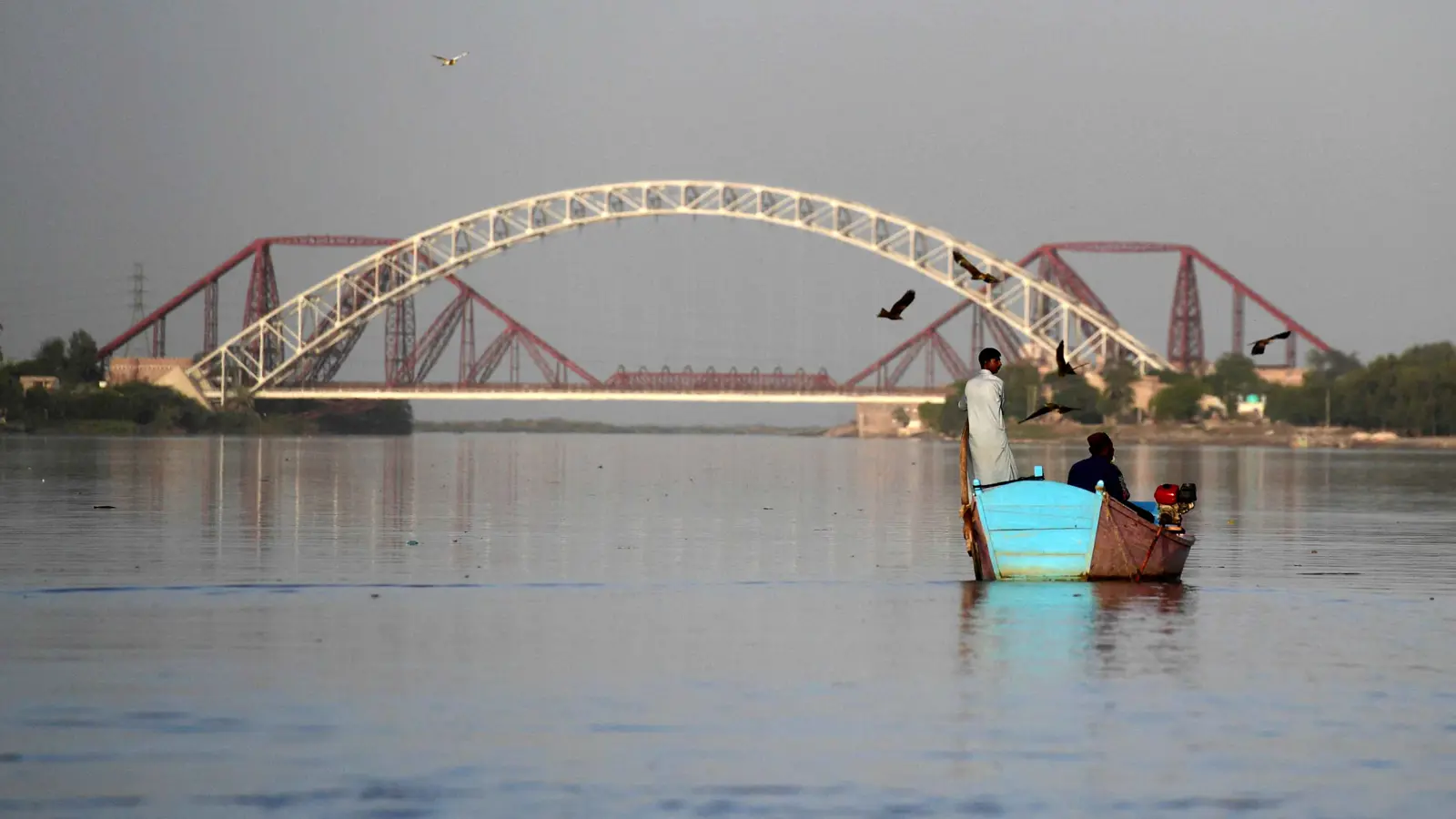 الهند تدرس خطة لخفض حصة باكستان من مياه نهر السند