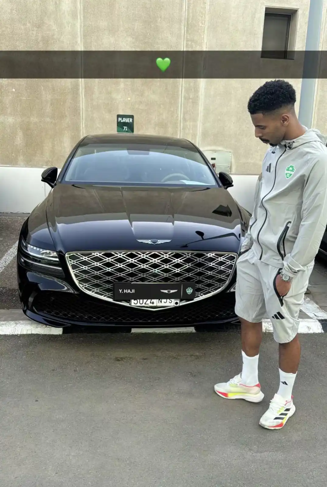 محمد عبد الرحمن لاعب الأهلي السعودي