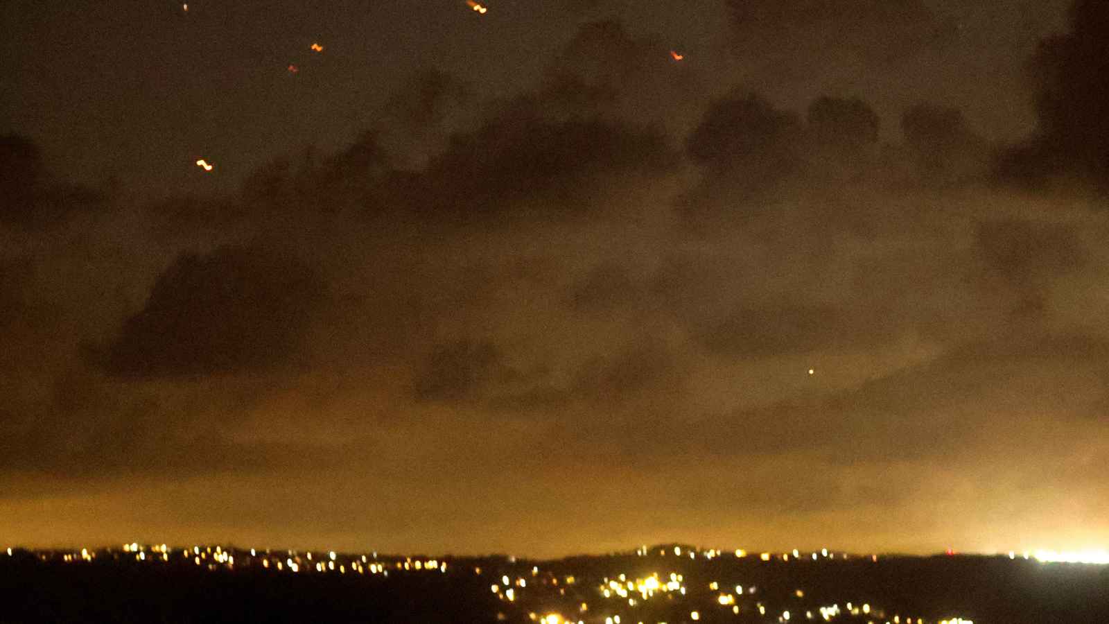 وكالة إيرانية: بزشكيان عارض توجيه ضربة لإسرائيل