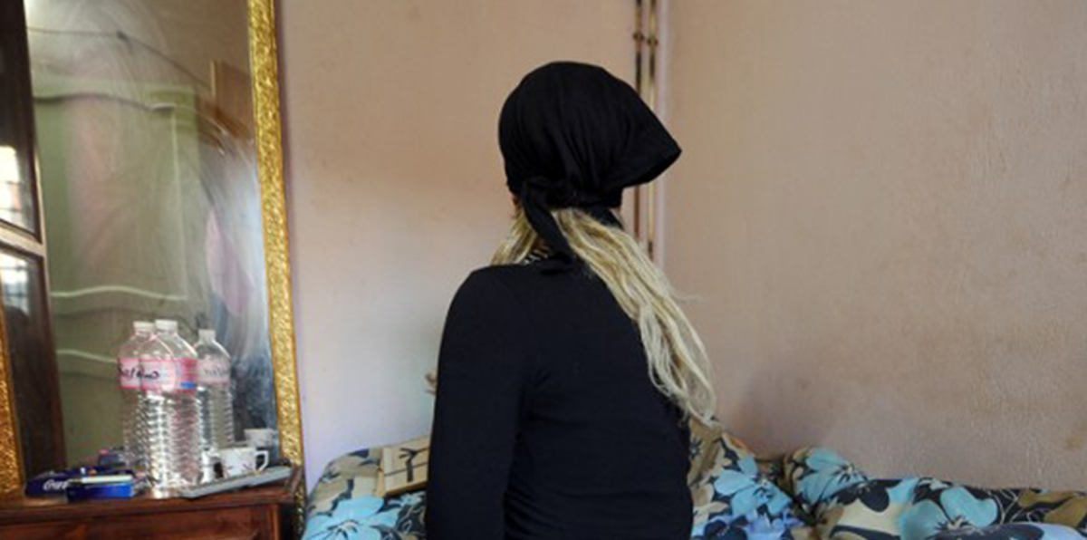 البحرين.. هكذا أُجبرت وافدة على العمل بممارسة الدعارة أو "الرمي بالصحراء"