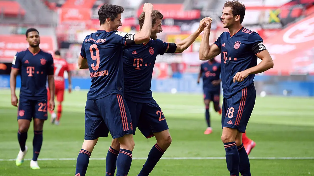 ليفاندوفسكي ومولر يغيبان عن مباراة بايرن ميونخ ضد بروسيا مونشنغلادباخ