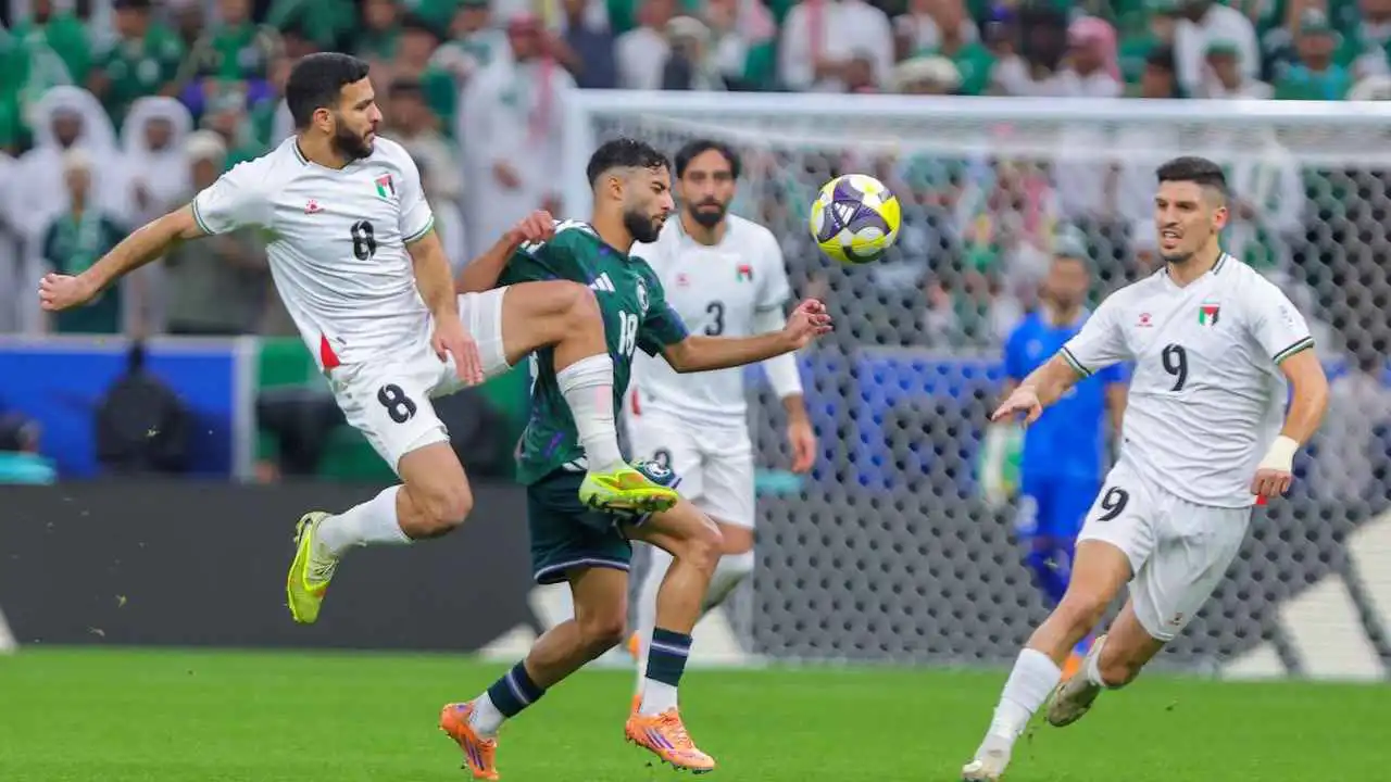 مدرب فلسطين يكشف تطورات عروض الأهلي والزمالك للتعاقد مع حامد حمدان (فيديو)