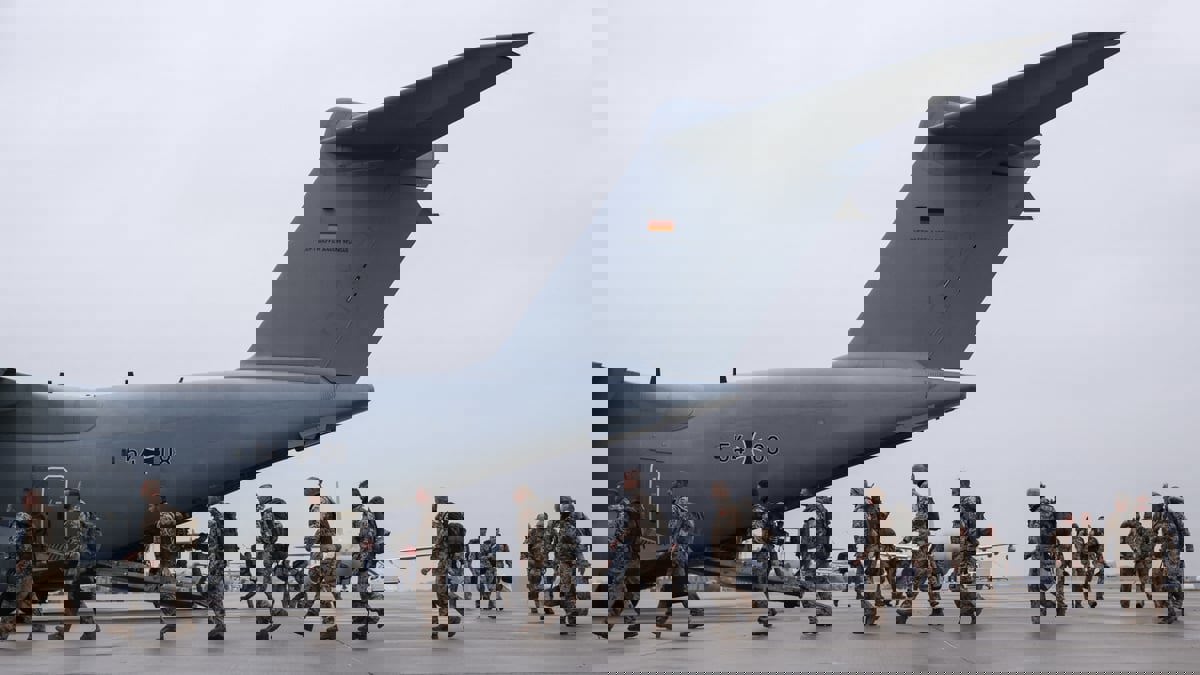 قائد الجيش الألماني: "علينا أن نستعد للحرب"