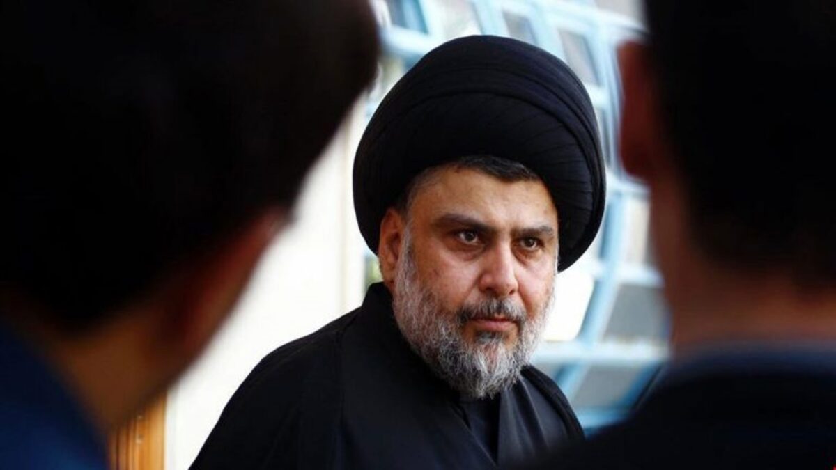 أول ظهور علني لمقتدى الصدر في النجف بعد شائعات إصابته بالسرطان (صور)