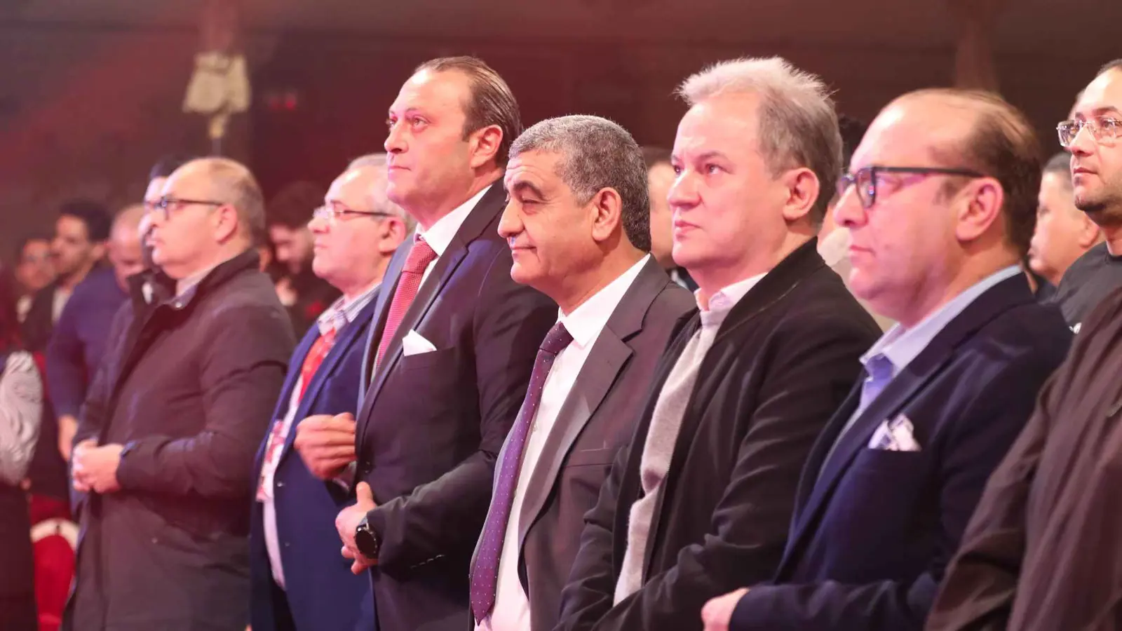 الطرابلسي رئيسا وشامبيرز رئيسا شرفيا.. الإفريقي التونسي يجتاز أزمته التاريخية