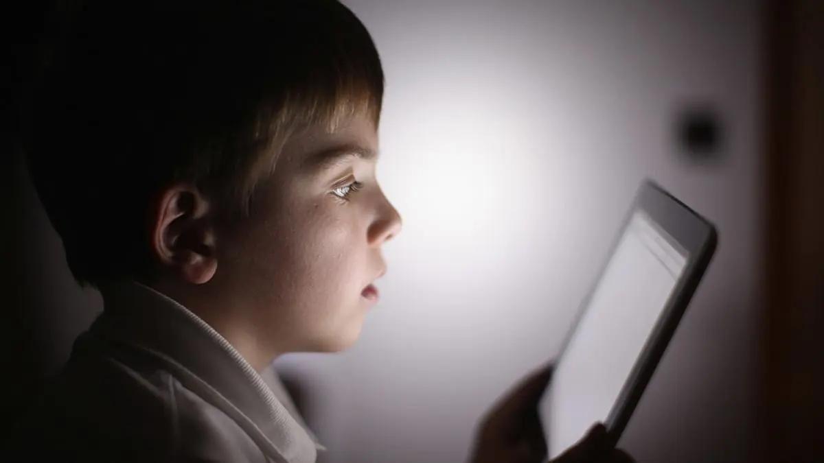 خطر جديد لقضاء الأطفال وقتًا أمام الشاشة