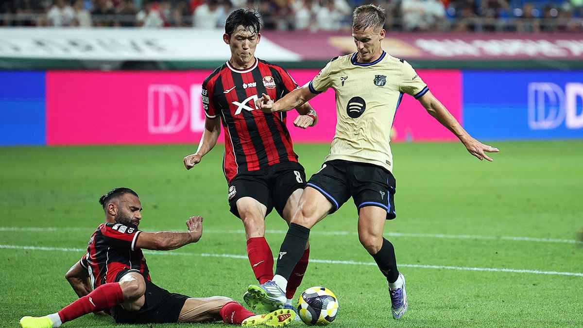 صفقاتنا أفضل.. نجم برشلونة يفجر غضبًا في ريال مدريد