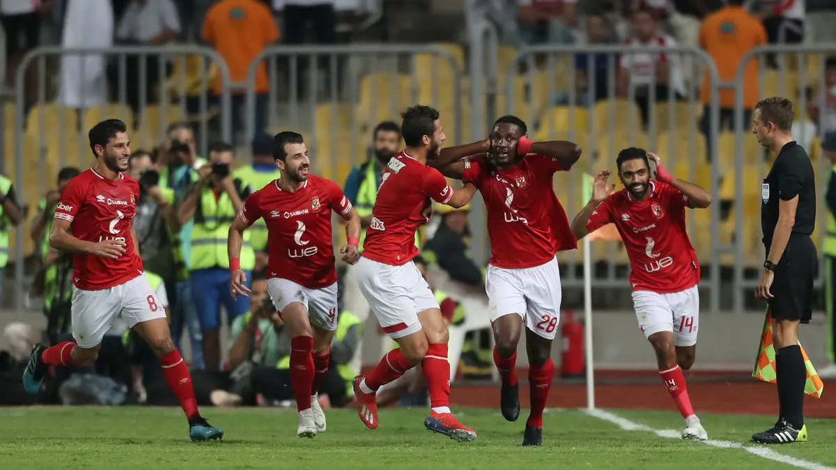النادي الأهلي بطلًا لكأس السوبر المصري بفوز مثير على الزمالك (فيديو)