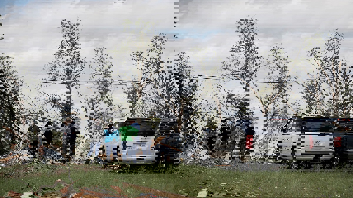 مقتل 3 أشخاص جراء إعصار عنيف وسط الولايات المتحدة