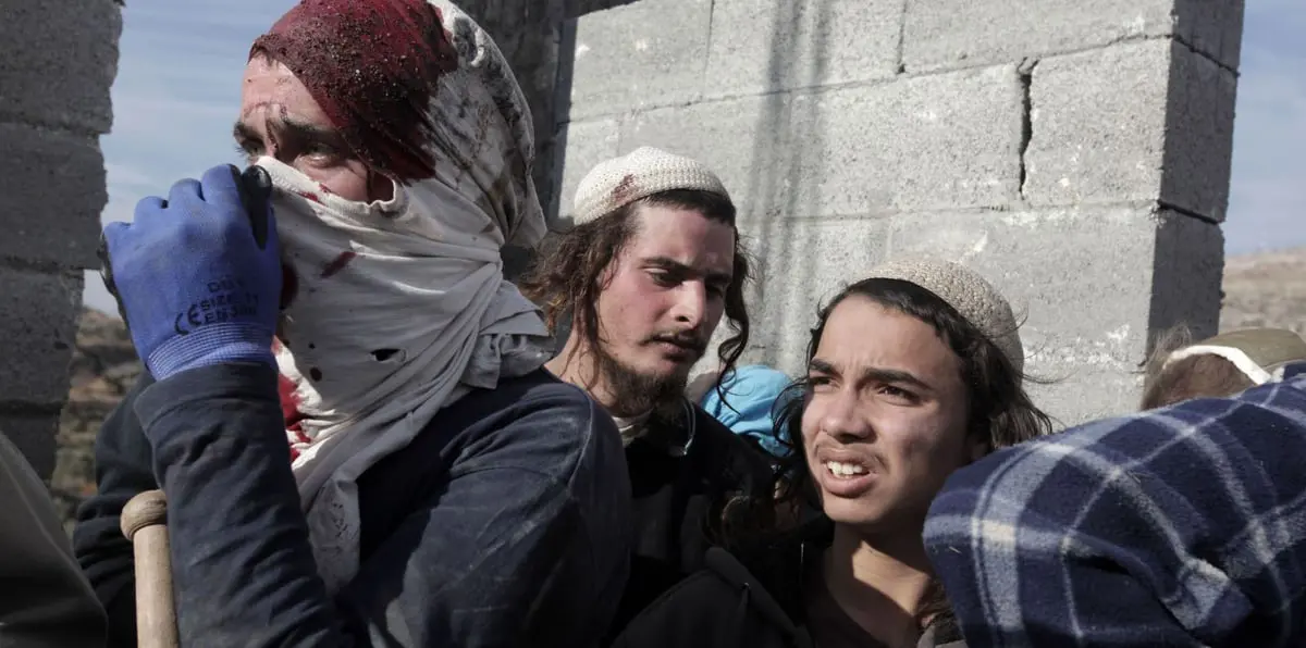 مستوطنون يهاجمون منازل فلسطينيين في الضفة الغربية