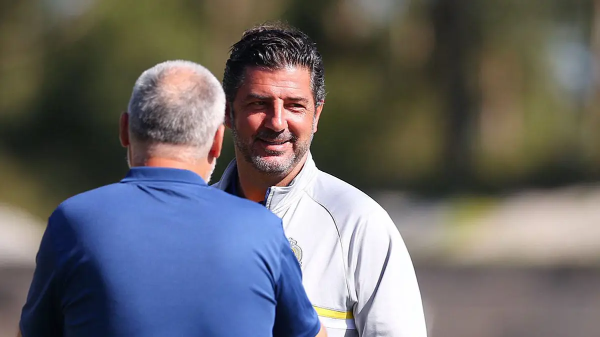 فيتوريا يكشف عن طموحاته مع نادي النصر السعودي.. وسر انضمامه لأعضاء الشرف الذهبيين (فيديو)