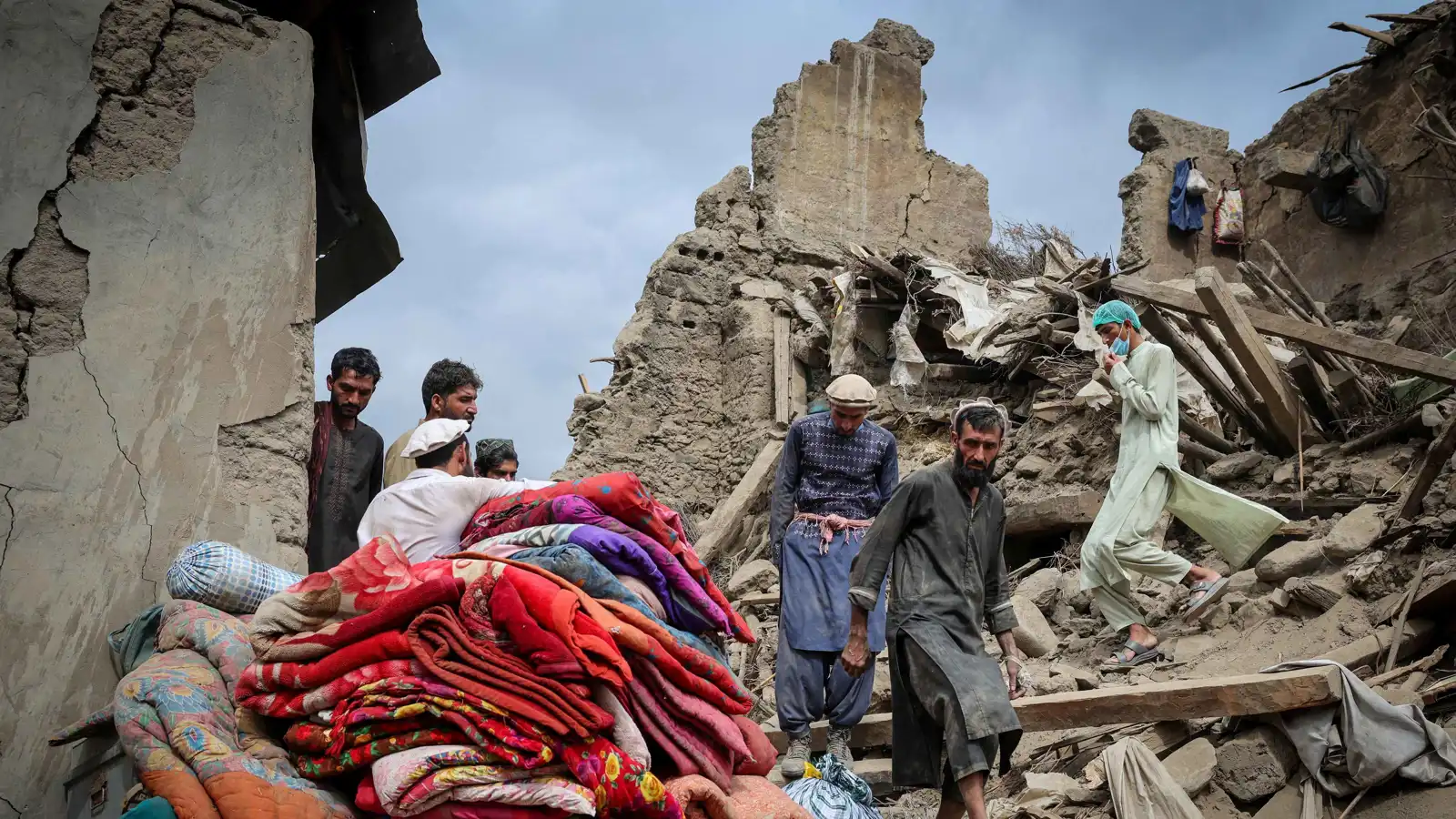 هزتان ارتداديتان تضربان أفغانستان ومخاوف من تزايد الضحايا