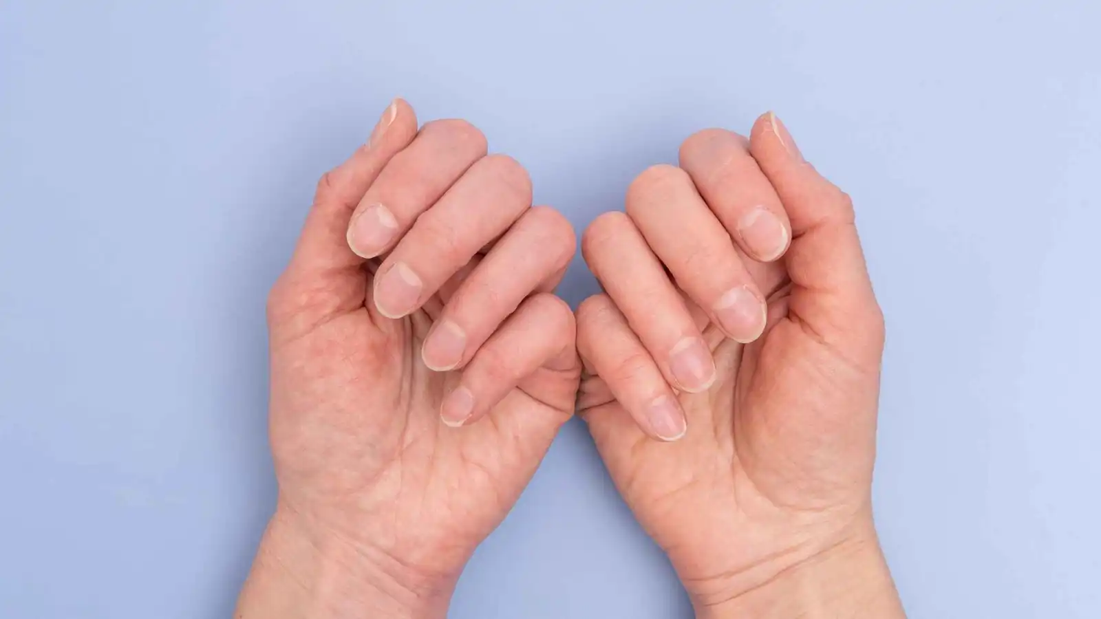 كيف تكشف الأظافر عن نقص العناصر الغذائية؟