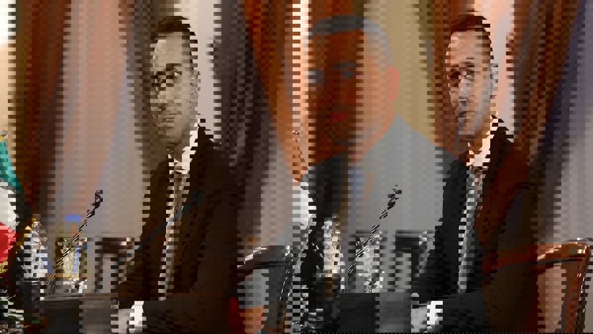 وزير الخارجية الإيطالي يزور طرابلس الليبية