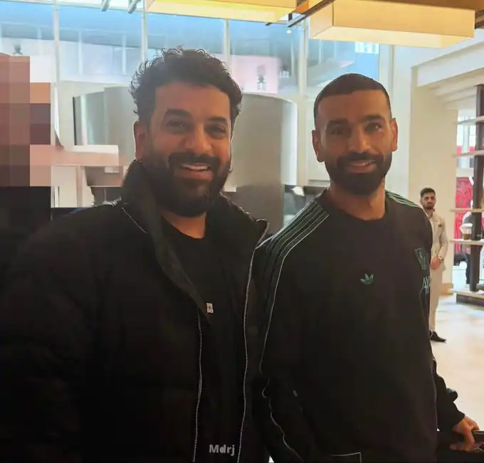 محمد صلاح مع عمر بغلف