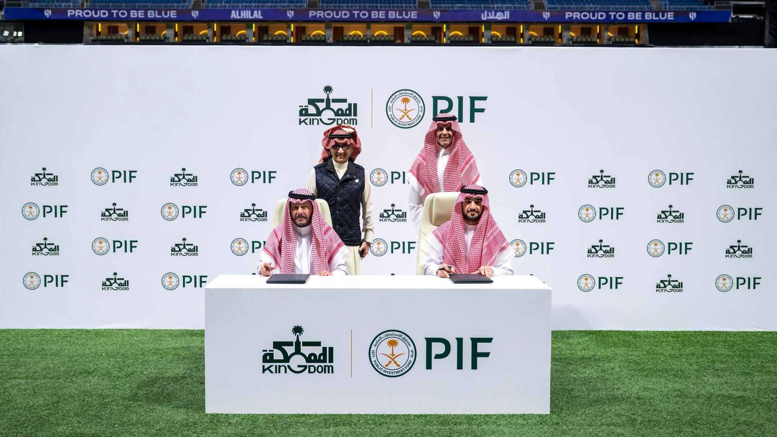 رسميًا.. الوليد بن طلال يستحوذ على نادي الهلال السعودي (صور) 