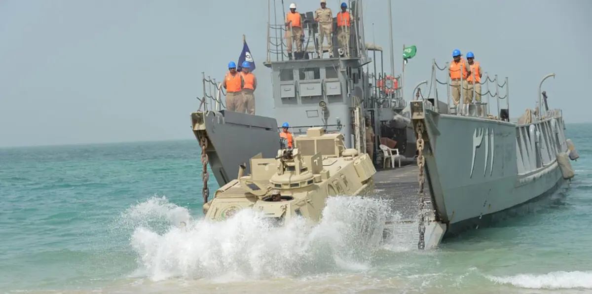 تقرير: الحرس الثوري الإيراني "غير مرتاح" لمناورات درع الخليج بالسعودية