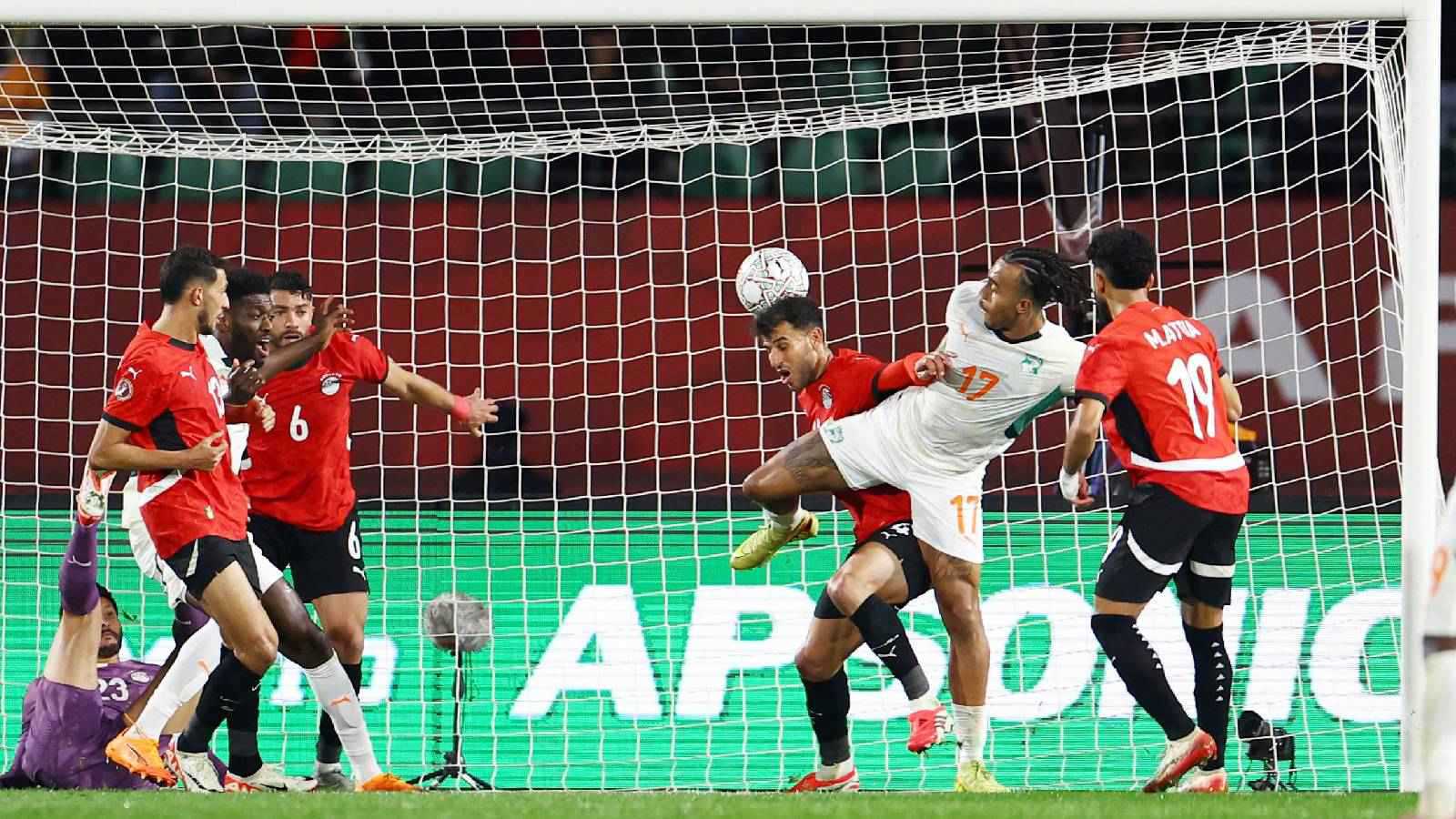 أسقطوا الأفيال.. 5 نجوم أبهروا جمهور منتخب مصر أمام كوت ديفوار 