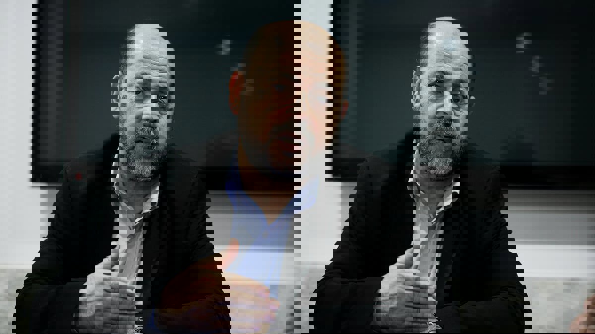 حماس: السلطة فرضت شروطاً على المنحة القطرية وطالبان حركة تحرر وطني